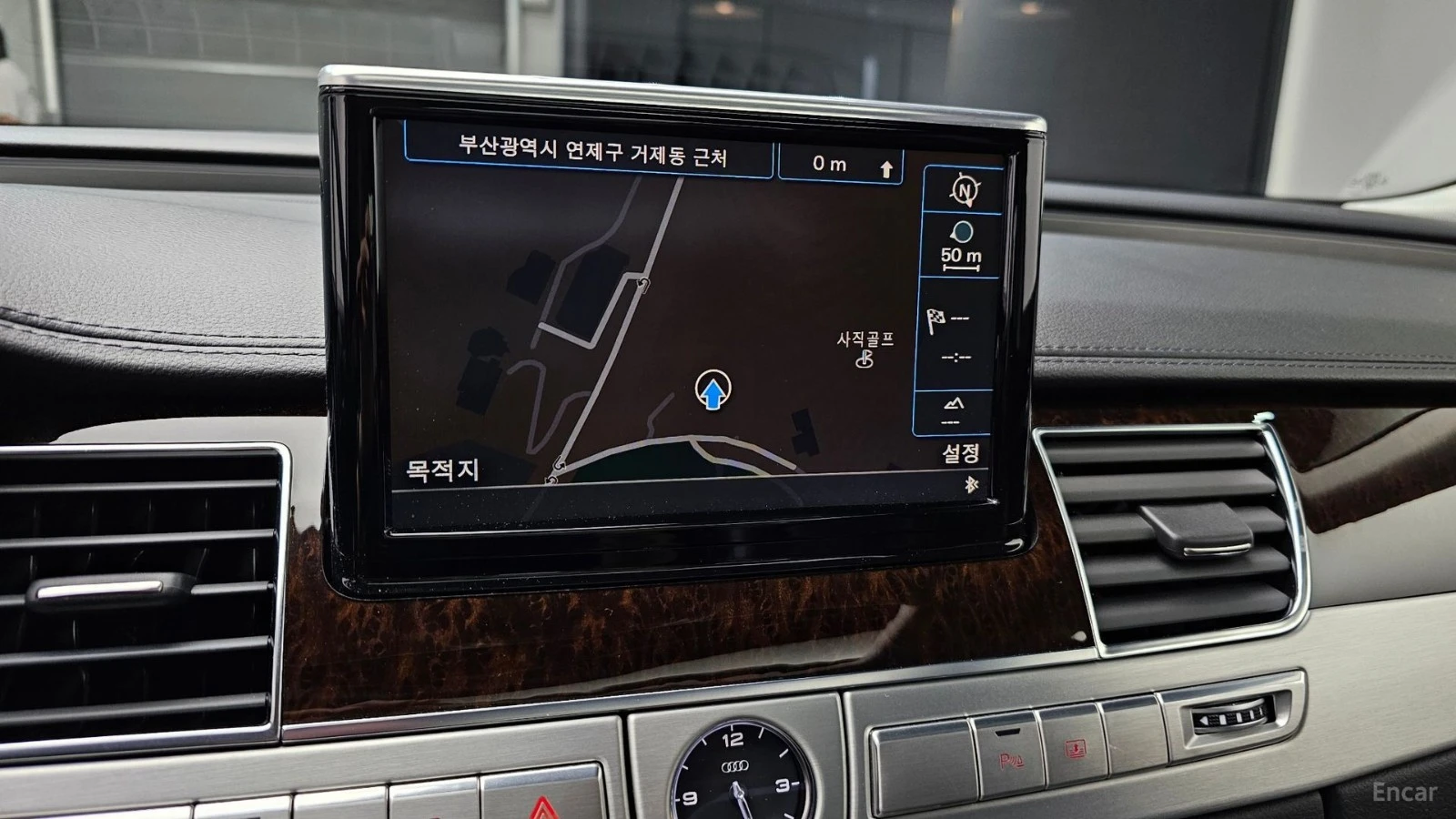 Audi A8 4.2 TDI* QUATRRO* PANO* КОЖА* ПОДГРЕВ* ОБДУХВ* НАВ, снимка 14 - Автомобили и джипове - 55466414