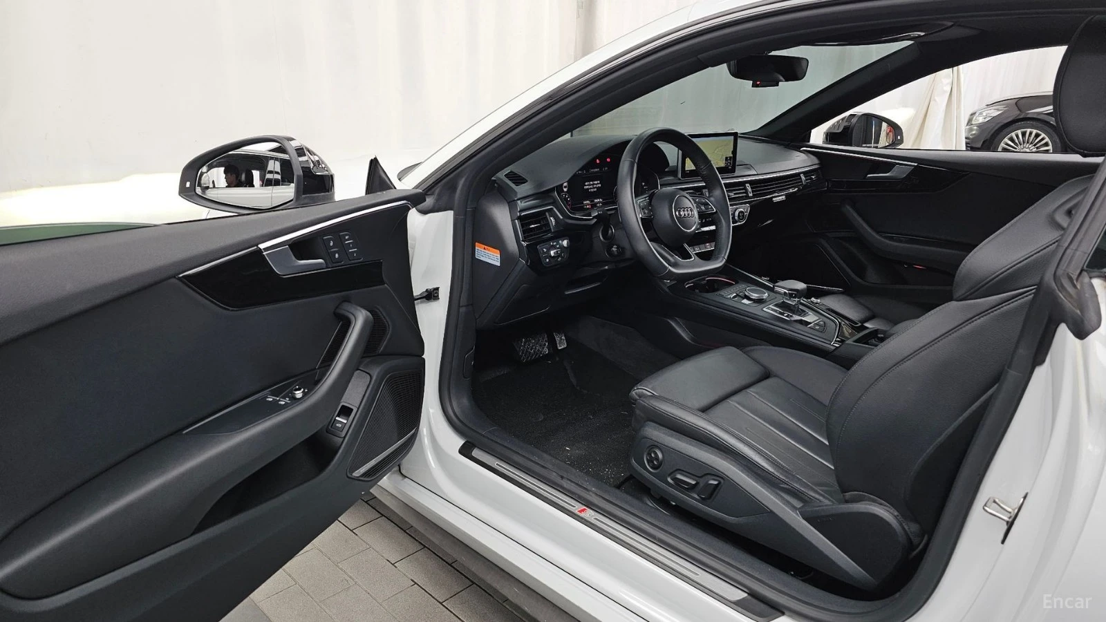 Audi A5 QUATTRO* 45TFSI* ПОДГРЕВ* КАМЕРА* HEADUP* , снимка 8 - Автомобили и джипове - 55573242