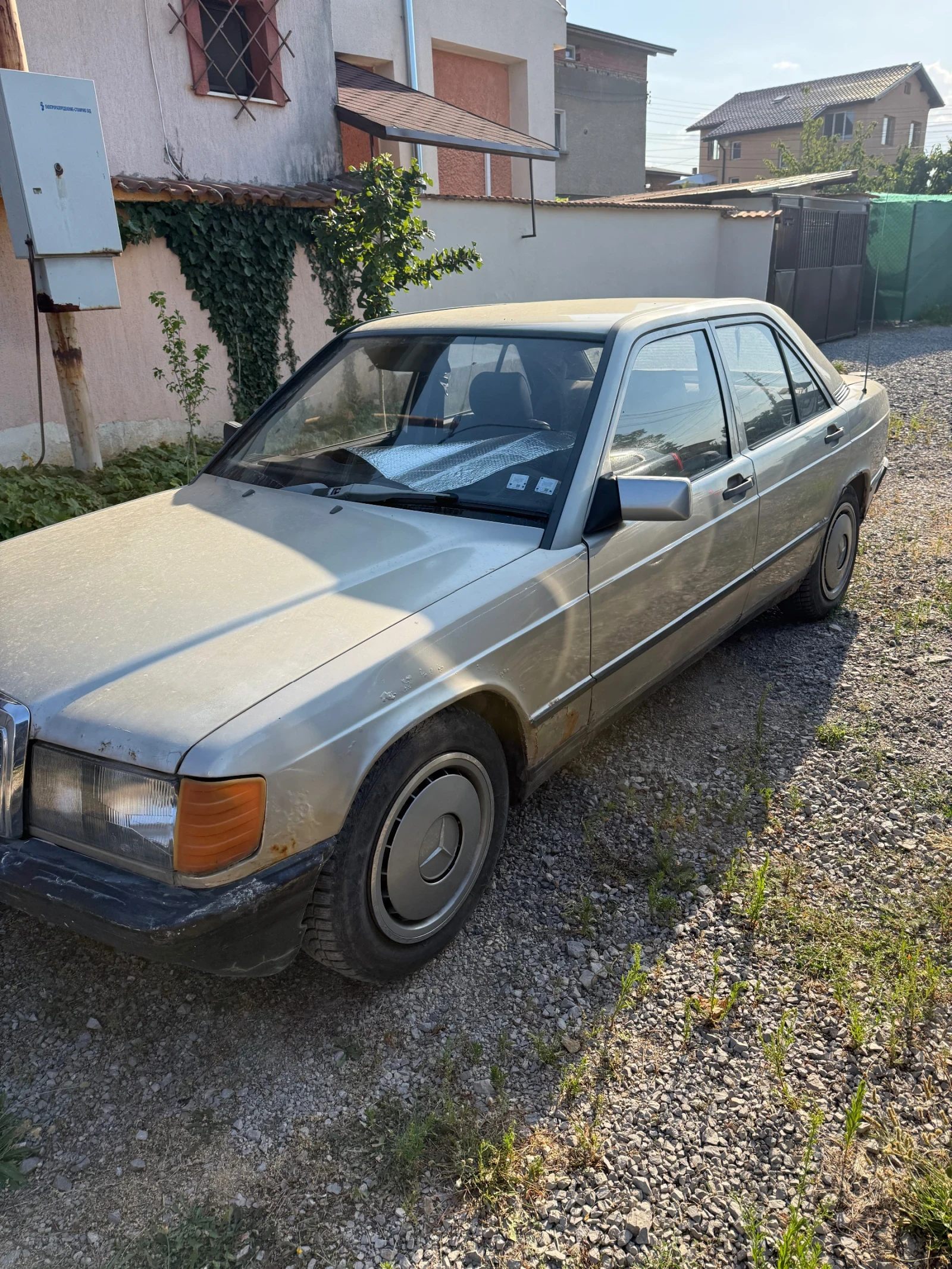 Mercedes-Benz 190 Седан, снимка 2 - Автомобили и джипове - 55645214