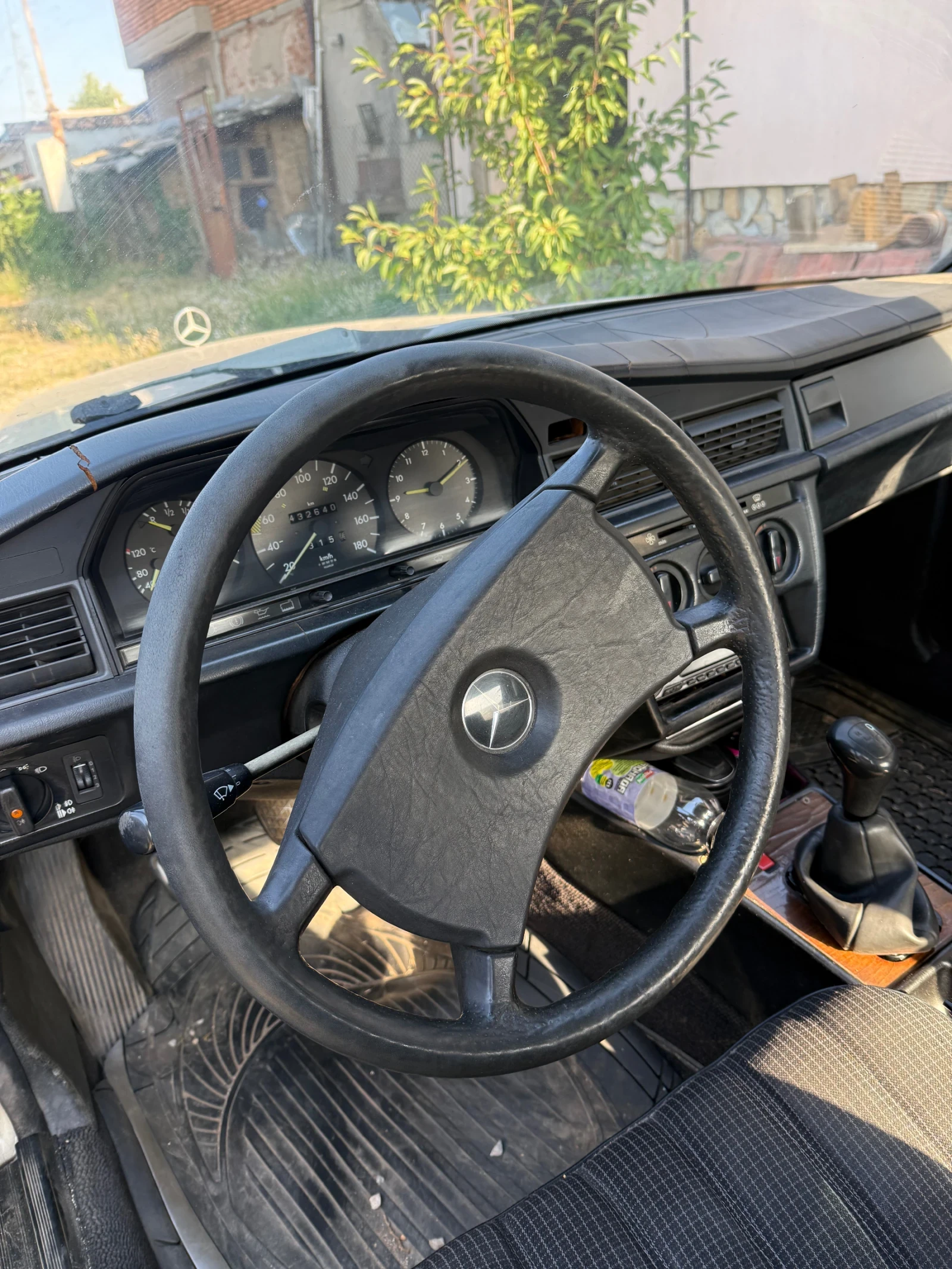 Mercedes-Benz 190 Седан, снимка 5 - Автомобили и джипове - 55645214