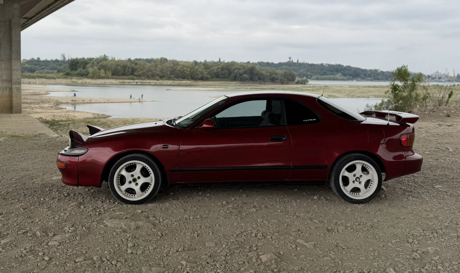 Toyota Celica 1.6 Бензин 125 к.с. климатик , снимка 11 - Автомобили и джипове - 55827325