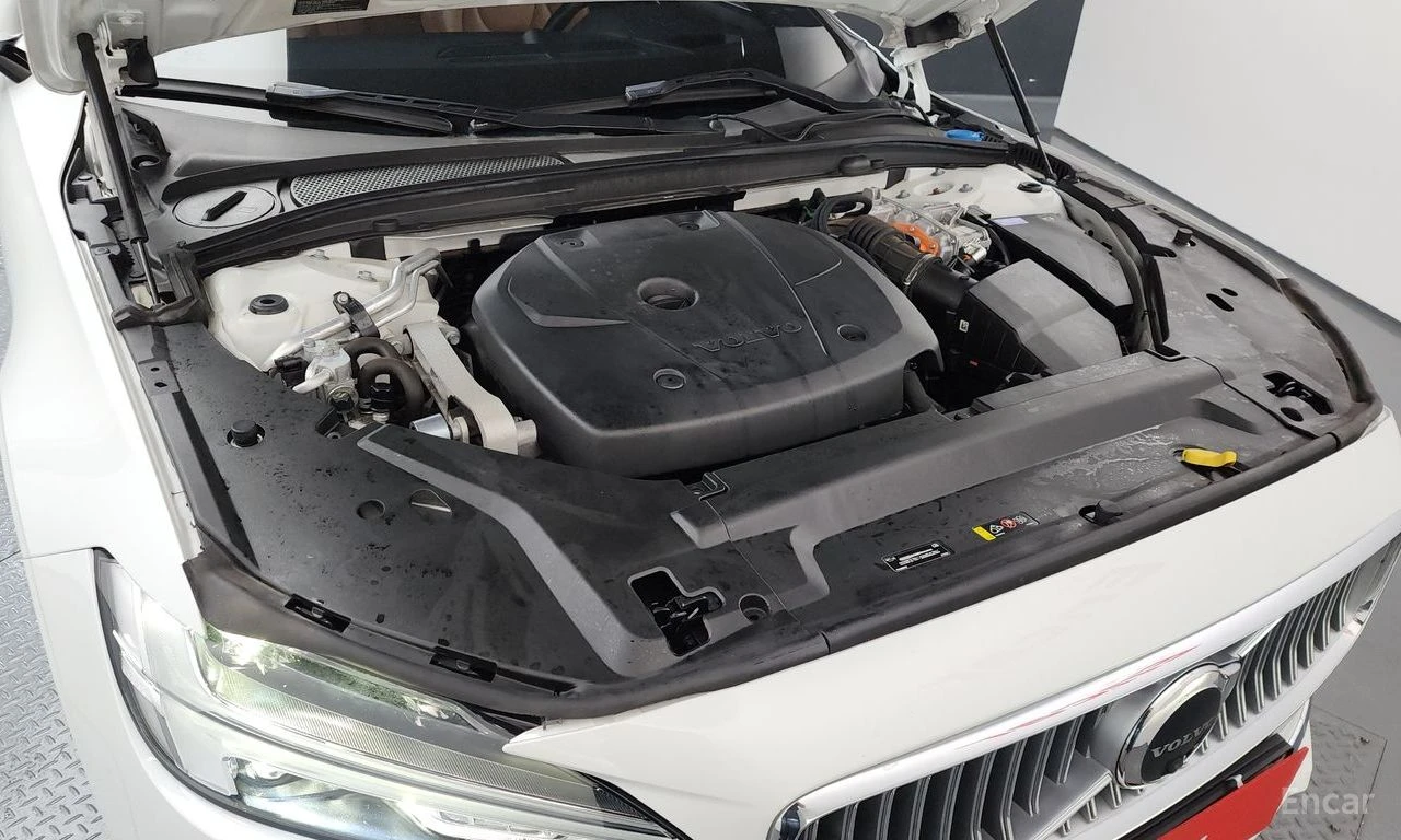 Volvo S90 T8* AWD* INSCRIPTION* ОБДУХВАНЕ* BOWER* WILKINS* Д, снимка 17 - Автомобили и джипове - 56076163