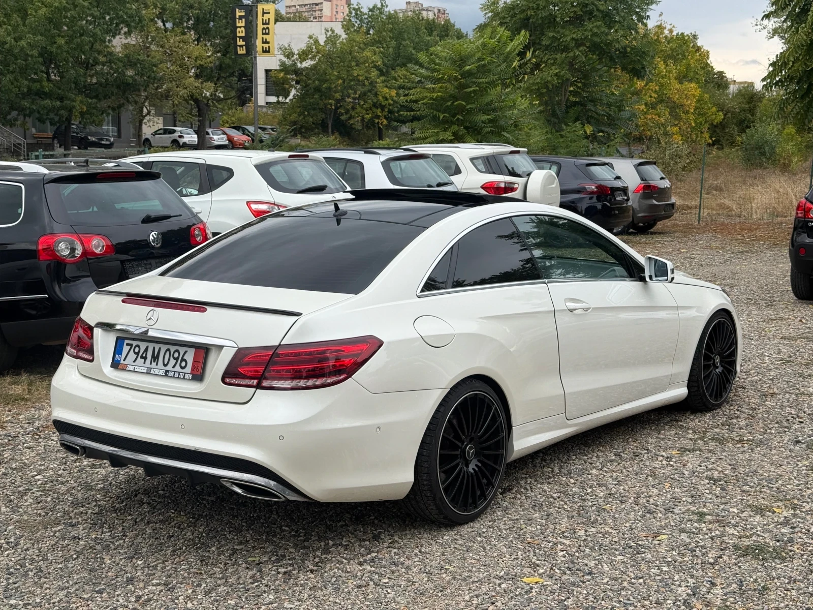 Mercedes-Benz E 350 AMG/Dist.Plus/обдухване/памет/Пано/Multibeam, снимка 4 - Автомобили и джипове - 56238093