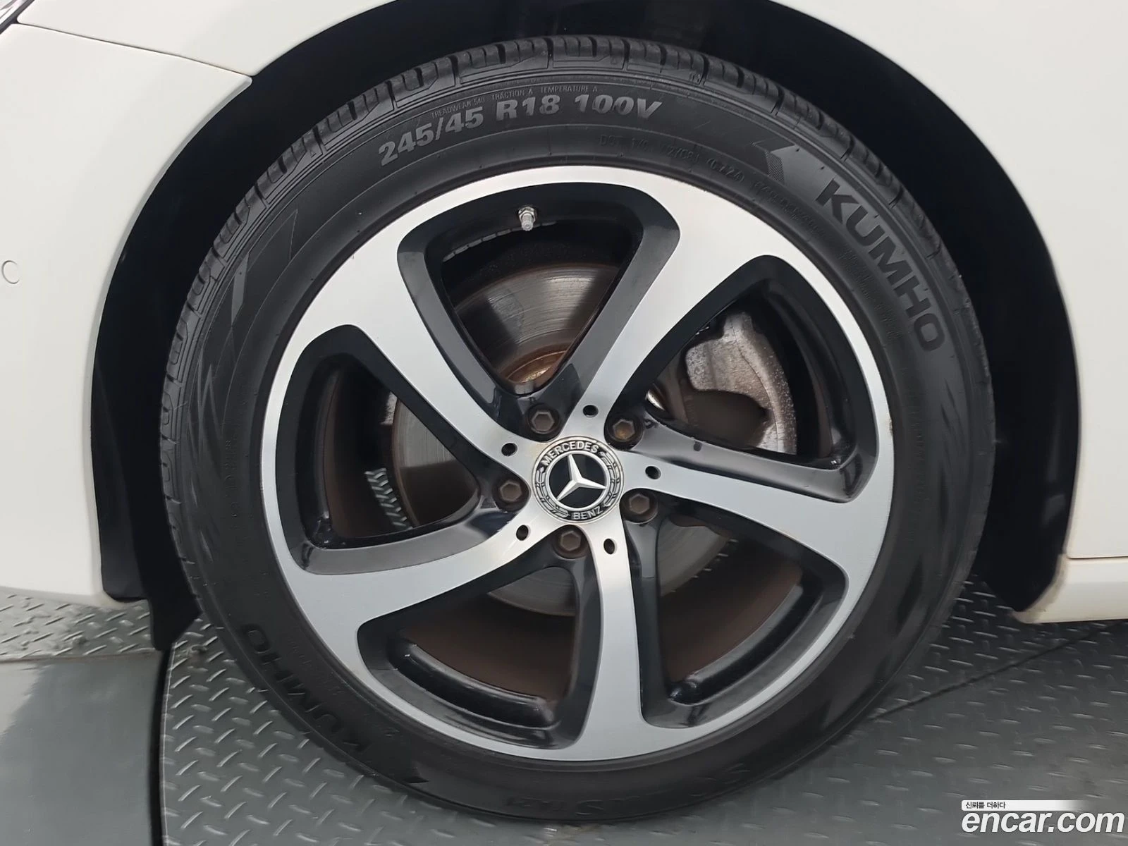 Mercedes-Benz E 250 E250 Avantgarde, снимка 5 - Автомобили и джипове - 56378713