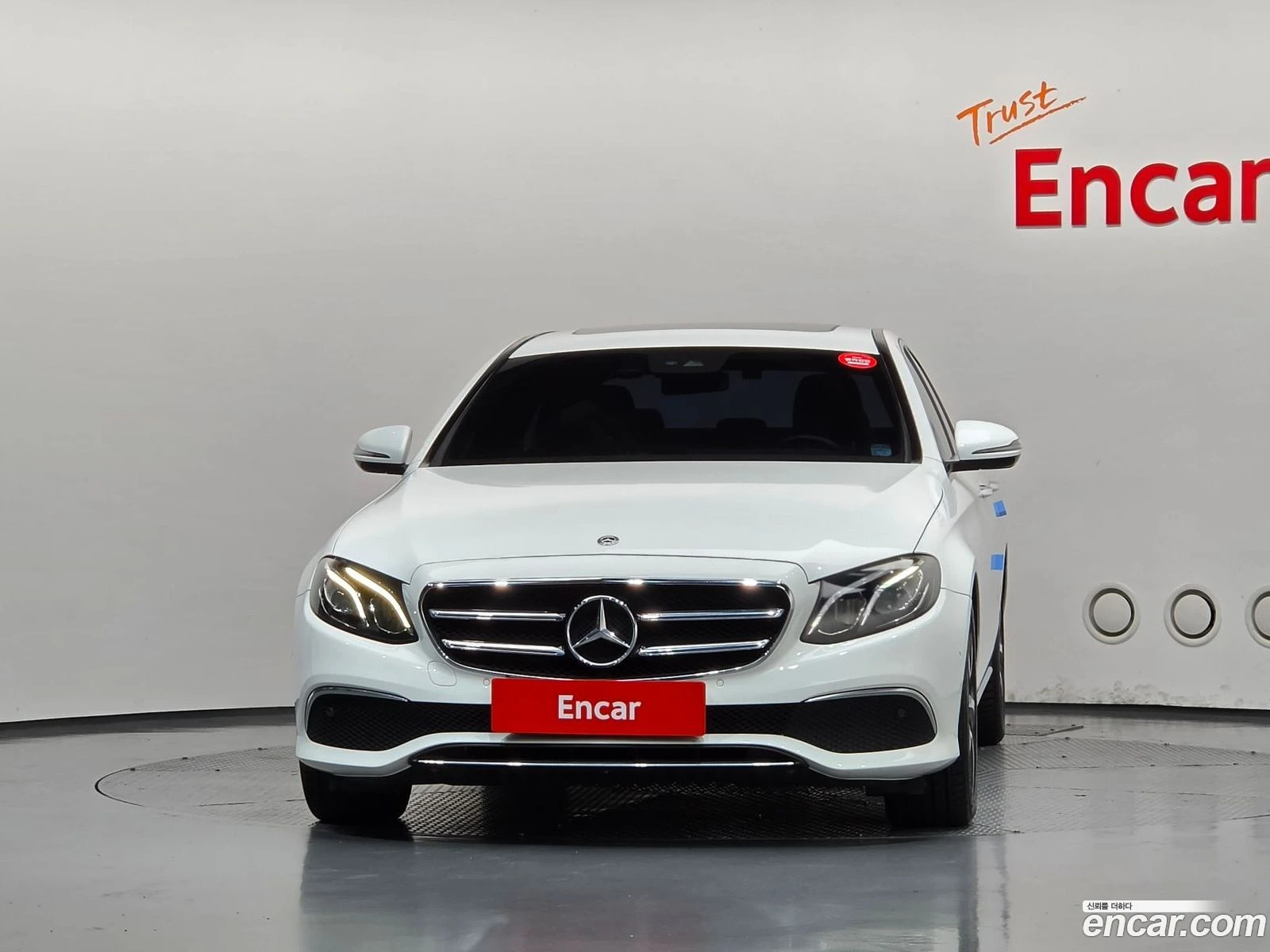 Mercedes-Benz E 250 E250 Avantgarde, снимка 3 - Автомобили и джипове - 56378713