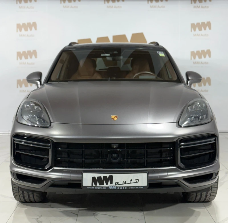 Porsche Cayenne Turbo Burmester* Pano* Chrono, снимка 4 - Автомобили и джипове - 48406359