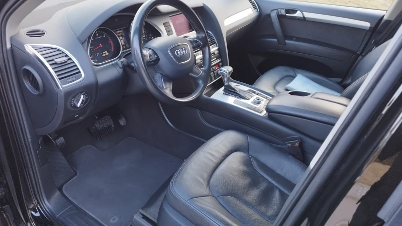 Audi Q7 3.0d УНИКАТ#8ZF#CAMERA#PANORAMA#BOSE#7 Местна#, снимка 8 - Автомобили и джипове - 48965330