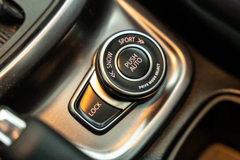 Suzuki Vitara, снимка 9 - Автомобили и джипове - 51505611