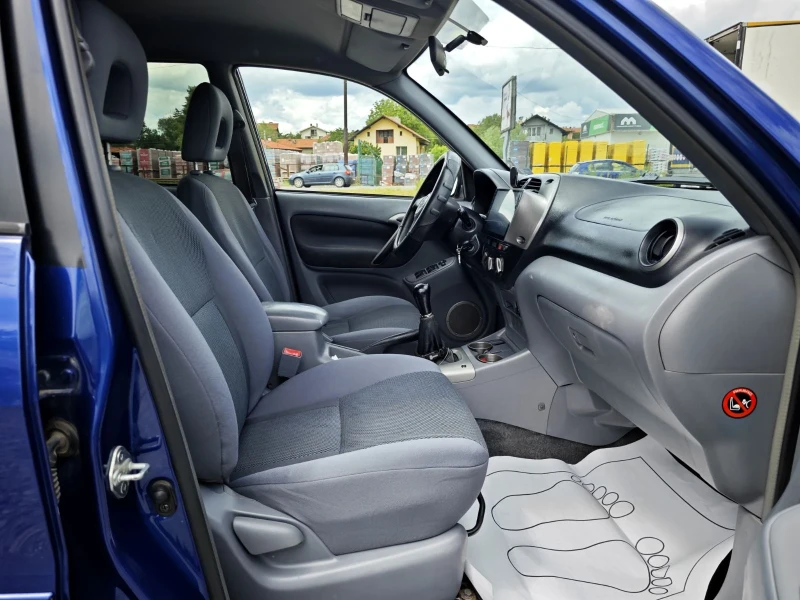 Toyota Rav4, снимка 12 - Автомобили и джипове - 52266154