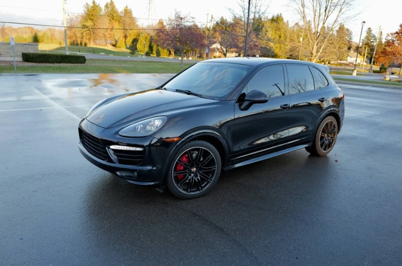 Porsche Cayenne GTS  * AWD * АвтоКредит (ЦЕНА ДО БГ), снимка 3 - Автомобили и джипове - 52541570