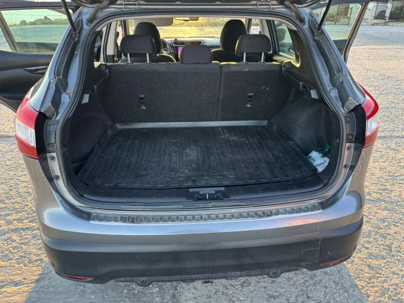 Nissan Qashqai 1.6 DCI, снимка 6 - Автомобили и джипове - 53076921