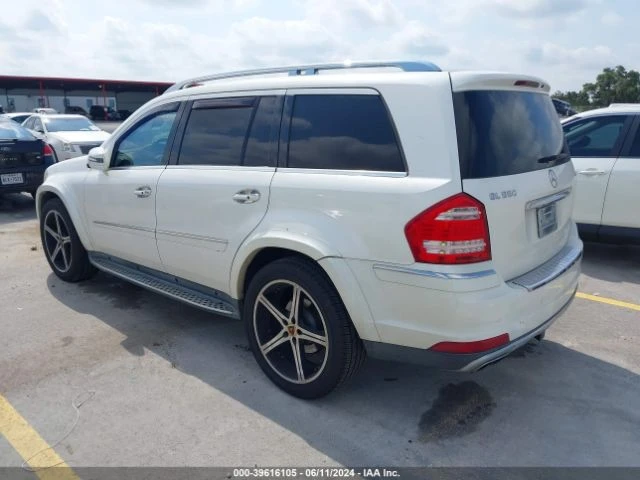 Mercedes-Benz GL 500 4MATIC, снимка 3 - Автомобили и джипове - 47499270