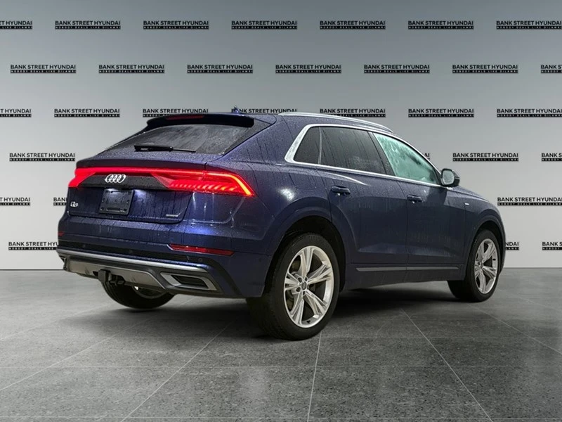 Audi Q8 S-LINE* DISTRONIC* PANO, снимка 7 - Автомобили и джипове - 53605790