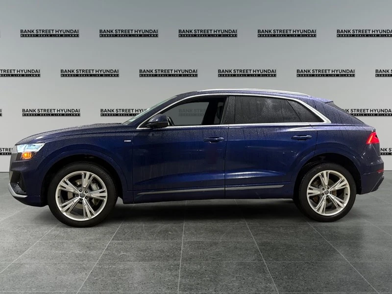 Audi Q8 S-LINE* DISTRONIC* PANO, снимка 3 - Автомобили и джипове - 53605790