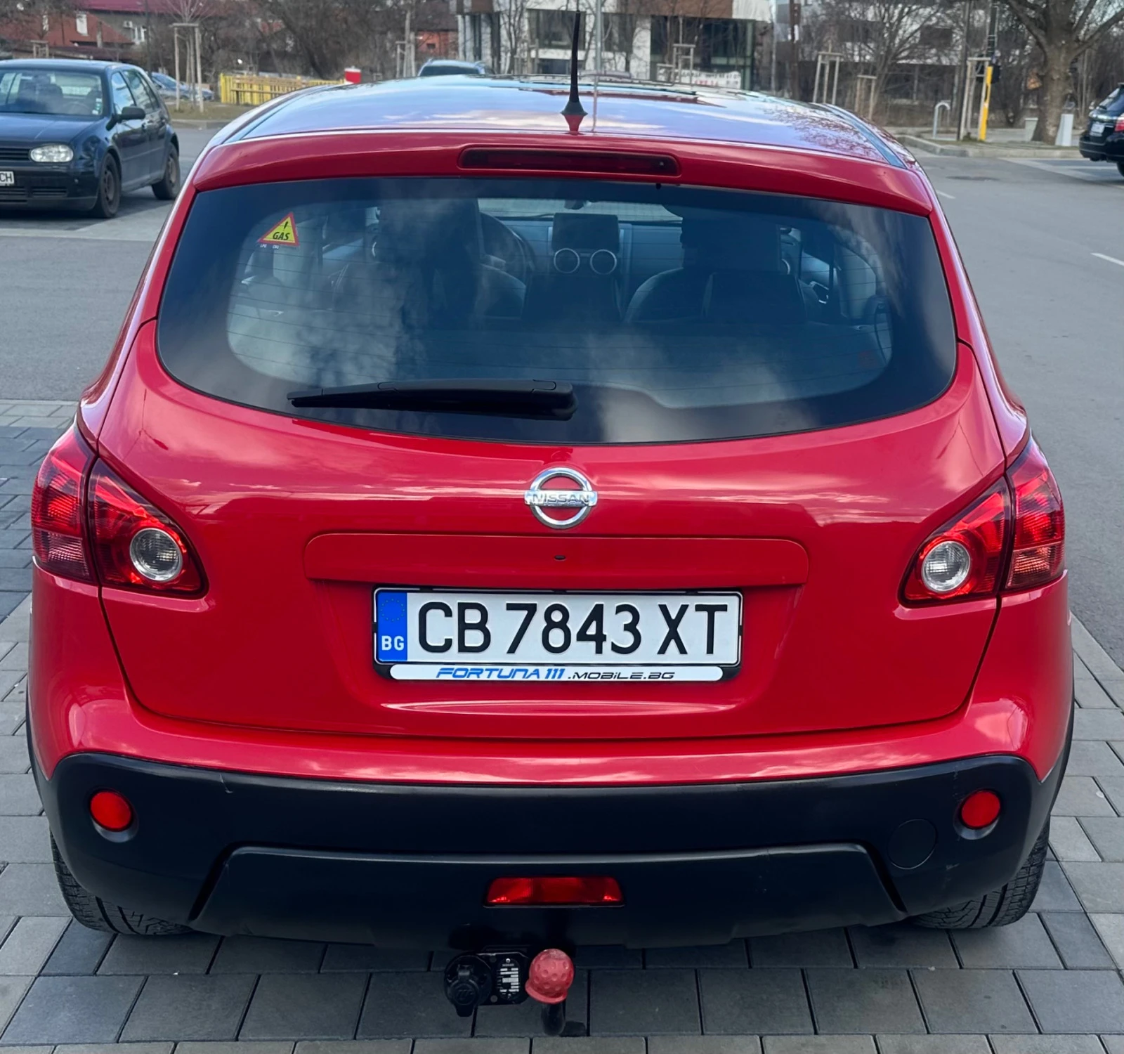 Nissan Qashqai 2.0i/4x4/6ск/ГАЗ/Koжа/FULL/Регистриран! - изображение 5