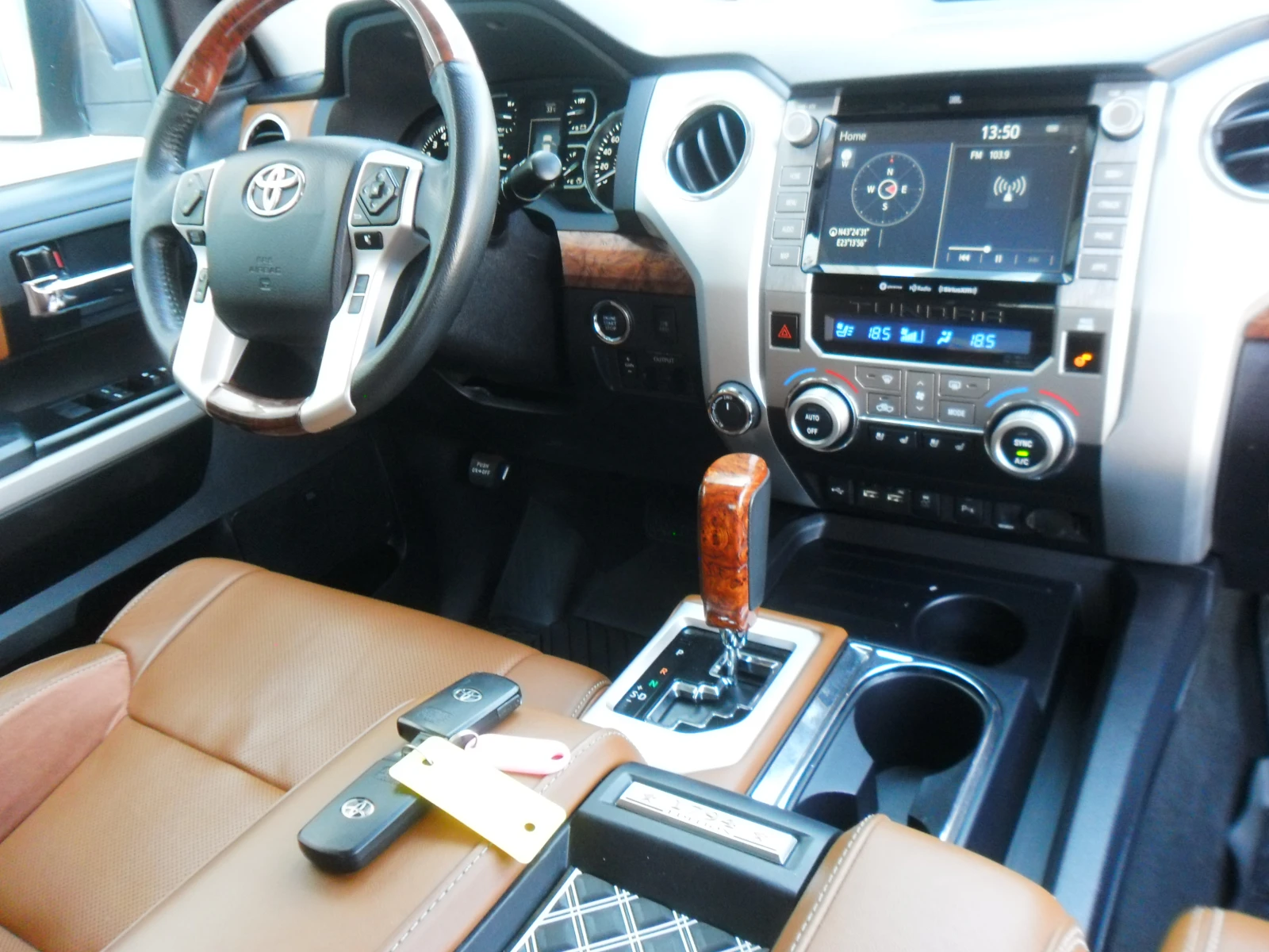 Toyota Tundra 5, 7i-V8-PLATINUM-1794EDITION-CREW CAB | Mobile.bg   15