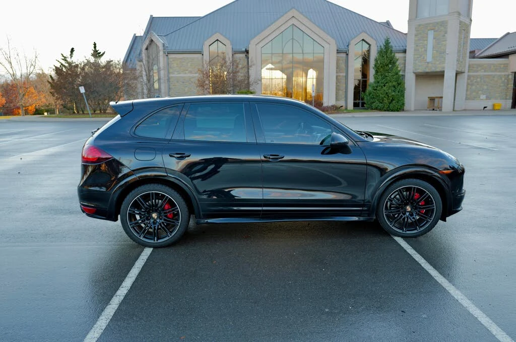 Porsche Cayenne GTS  * AWD * АвтоКредит (ЦЕНА ДО БГ) - изображение 5