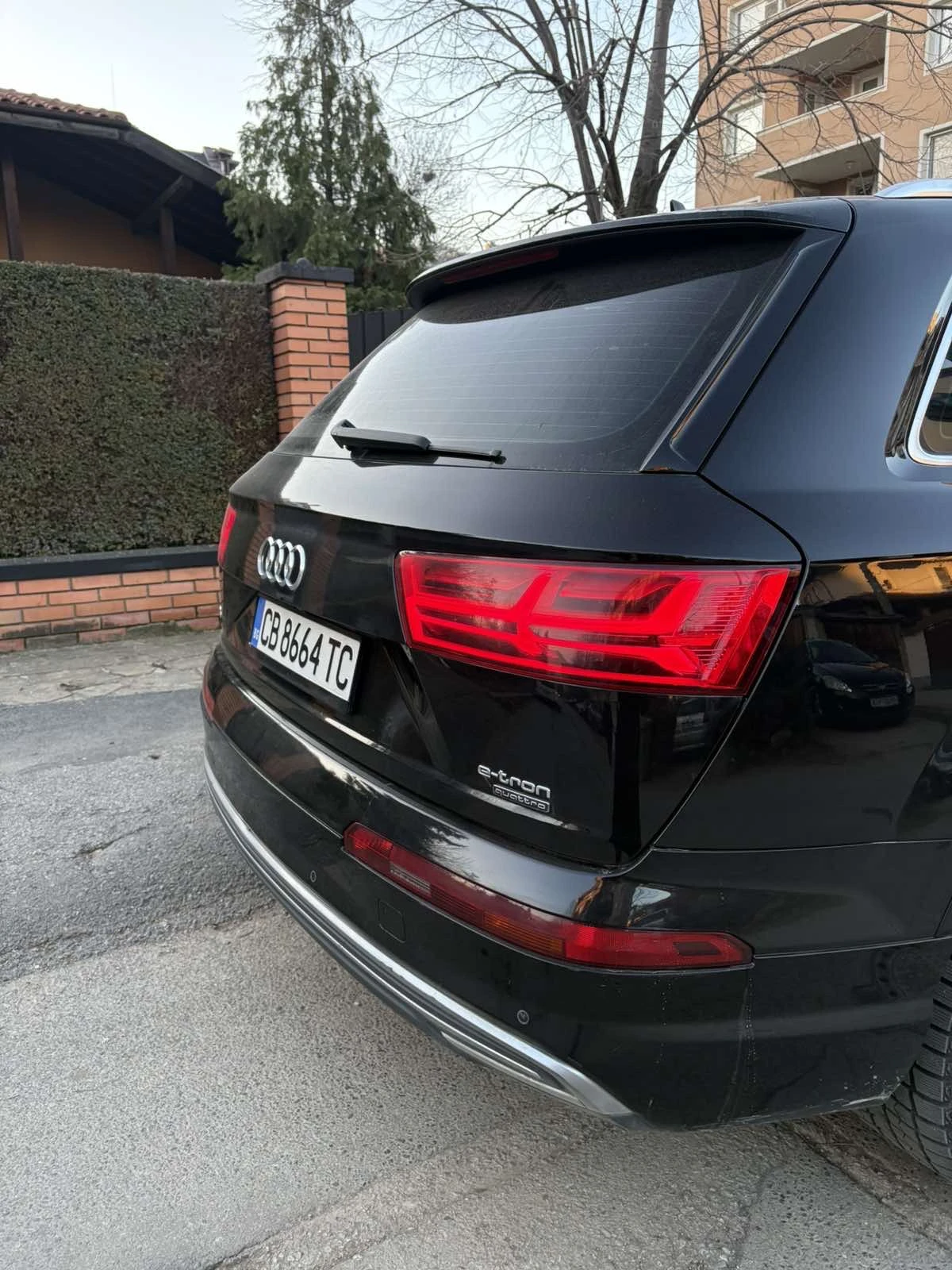 Audi Q7, снимка 4 - Автомобили и джипове - 53872126