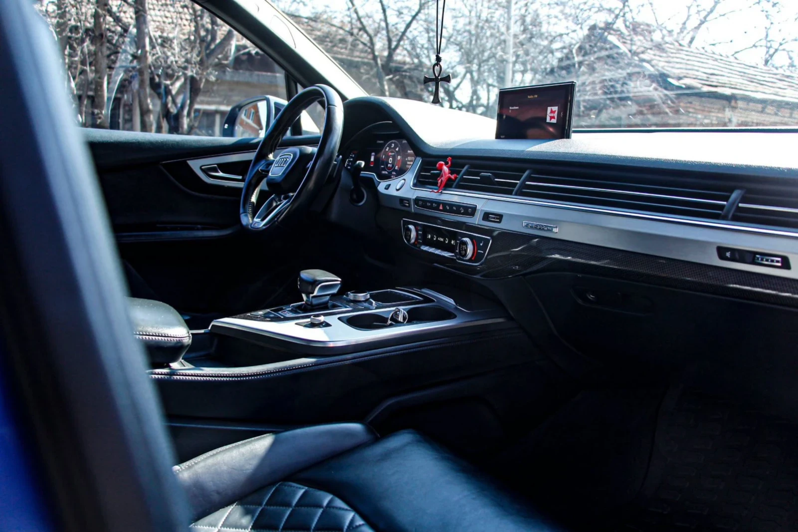 Audi SQ7 SQ7 V8T Carbon Full Led 360 Bang & Olufsen , снимка 9 - Автомобили и джипове - 53774284