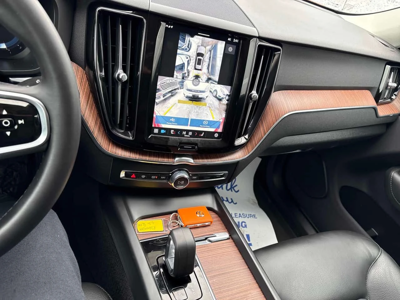 Volvo XC60 Plus Dark Theme /DISTRONIC/ 360  | Mobile.bg � ����������� 9