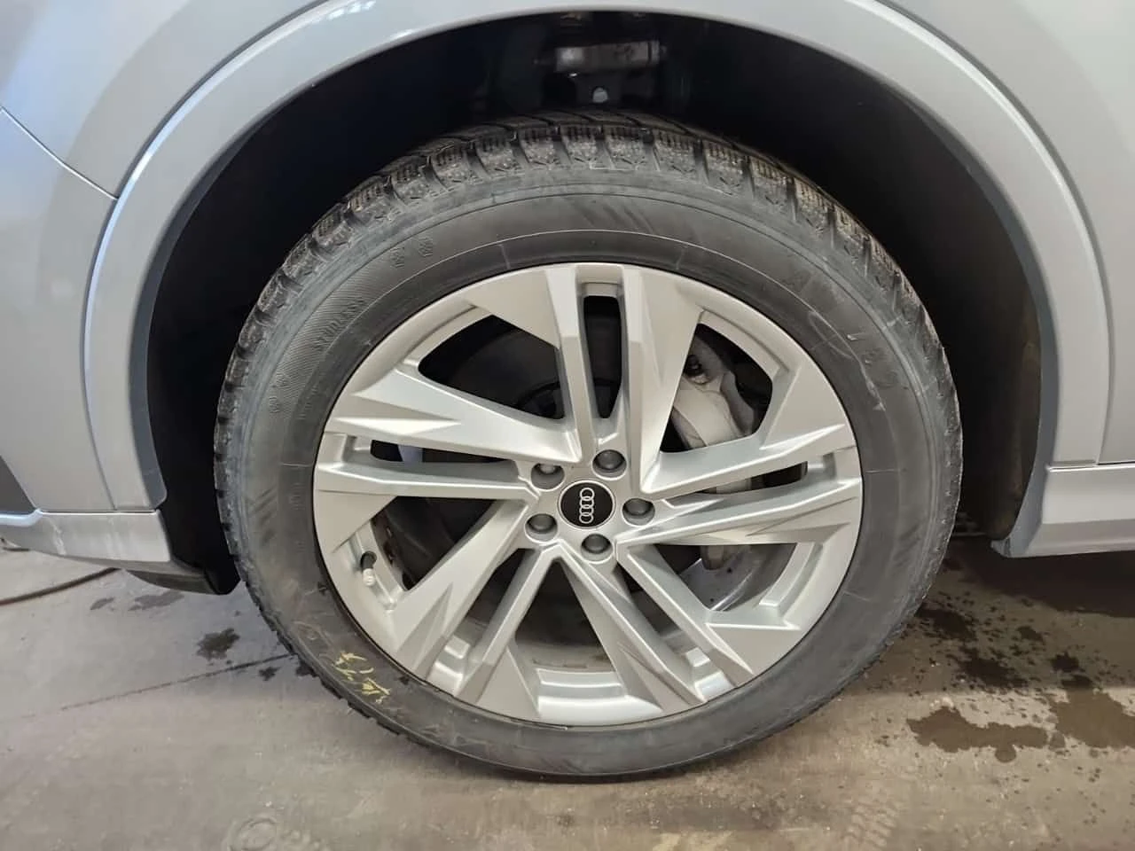 Audi Q7 55TFSI S-Line * KOMFORT * CARFAX * , снимка 15 - Автомобили и джипове - 54142919