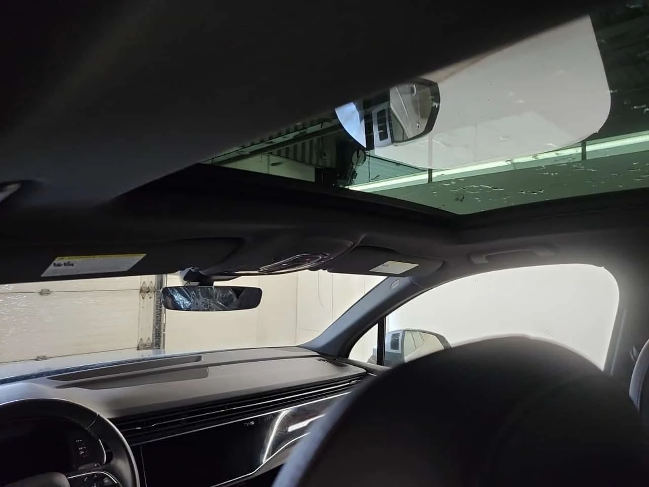 Audi Q7 55TFSI S-Line * KOMFORT * CARFAX * , снимка 12 - Автомобили и джипове - 54142919