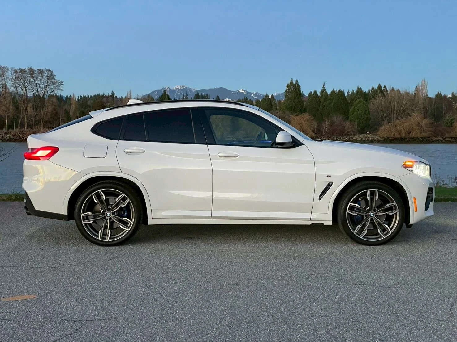 BMW X4 M40i Sports Activity Coupe, снимка 7 - Автомобили и джипове - 54340669