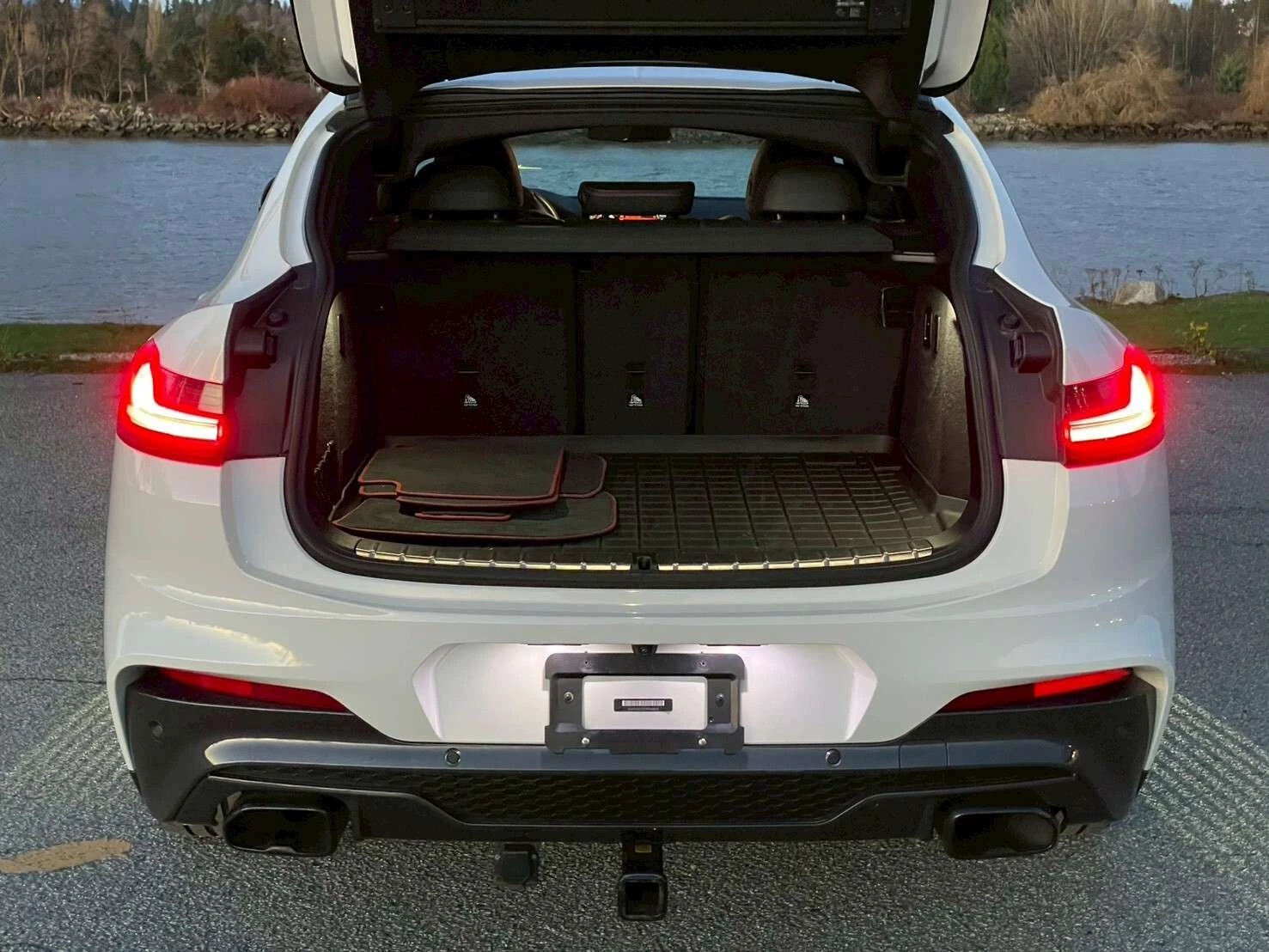 BMW X4 M40i Sports Activity Coupe, снимка 15 - Автомобили и джипове - 54340669