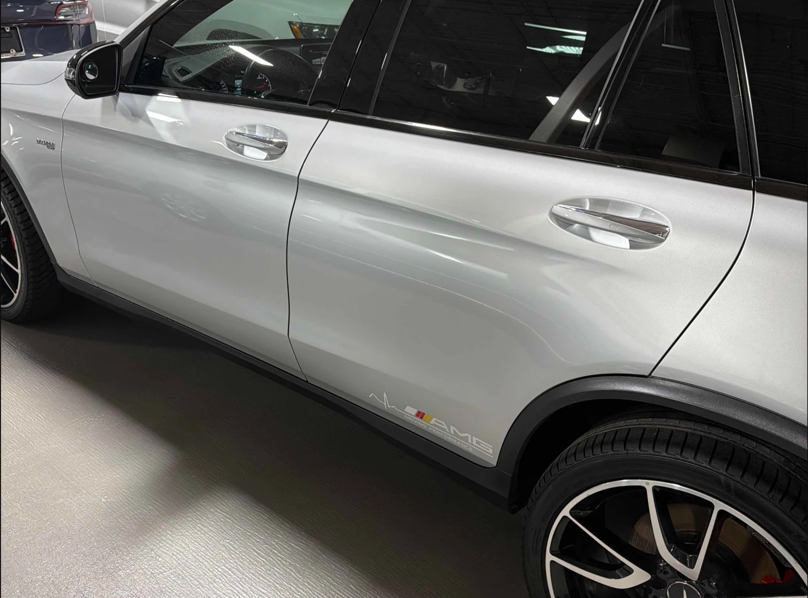 Mercedes-Benz GLC 43 AMG * AWD* 360CAM* Подгрев* Памет* Burmerster* УНИКАТ, снимка 4 - Автомобили и джипове - 54456856