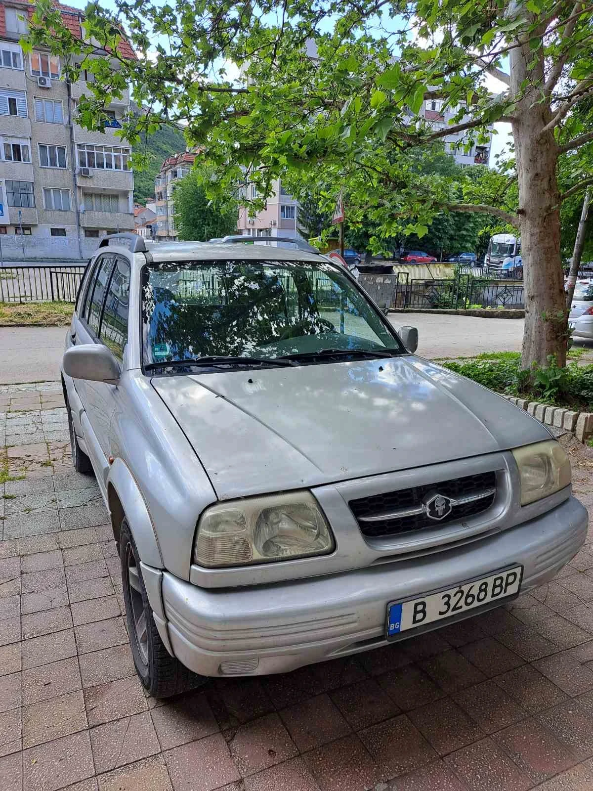 Suzuki Grand vitara 2, 5 ГАЗ БЕНЗИН, снимка 2 - Автомобили и джипове - 54717005
