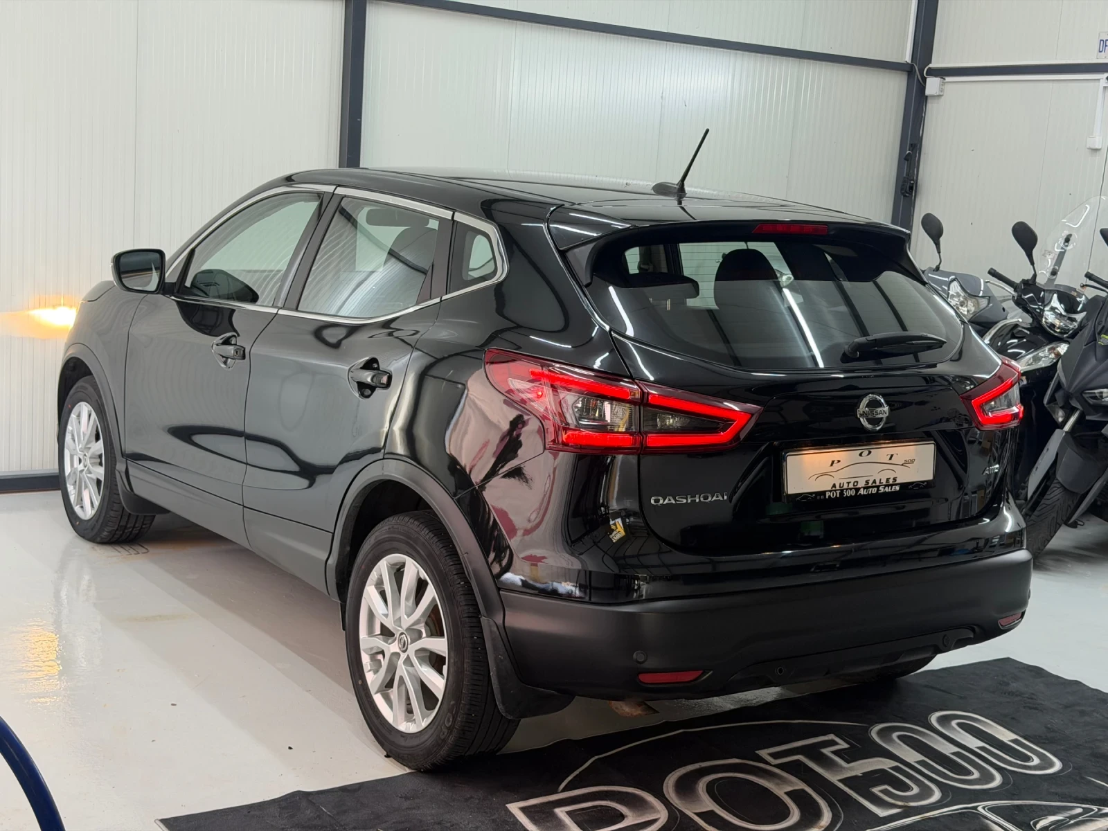 Nissan Qashqai 76000км, снимка 6 - Автомобили и джипове - 55148406