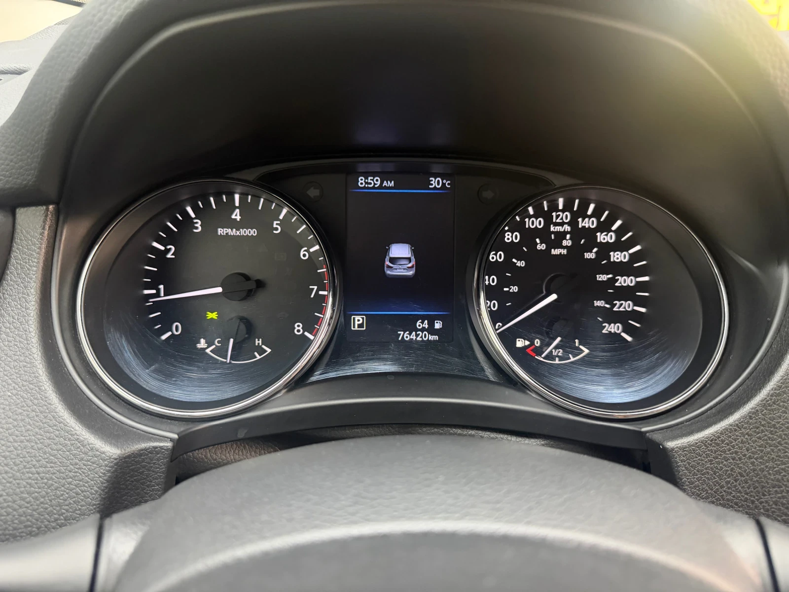 Nissan Qashqai 76000км, снимка 11 - Автомобили и джипове - 55148406