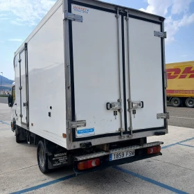 ����� �� �������� �� Nissan Capstar