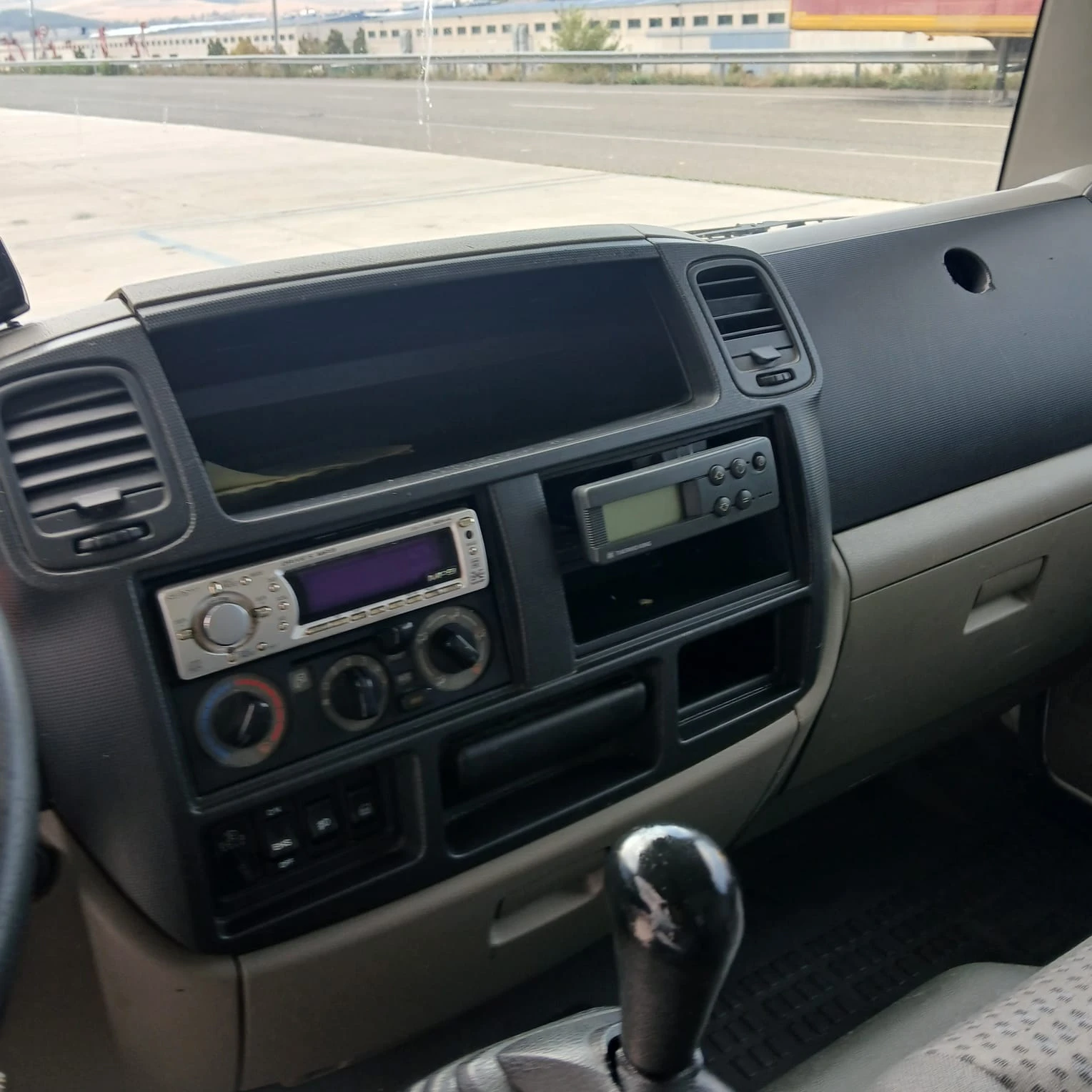 Nissan Capstar | Mobile.bg � ����������� 14