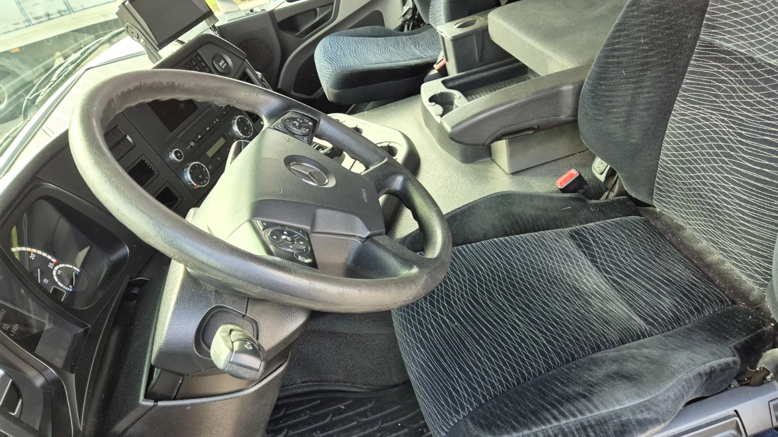 Mercedes-Benz Antos | Mobile.bg � ����������� 12