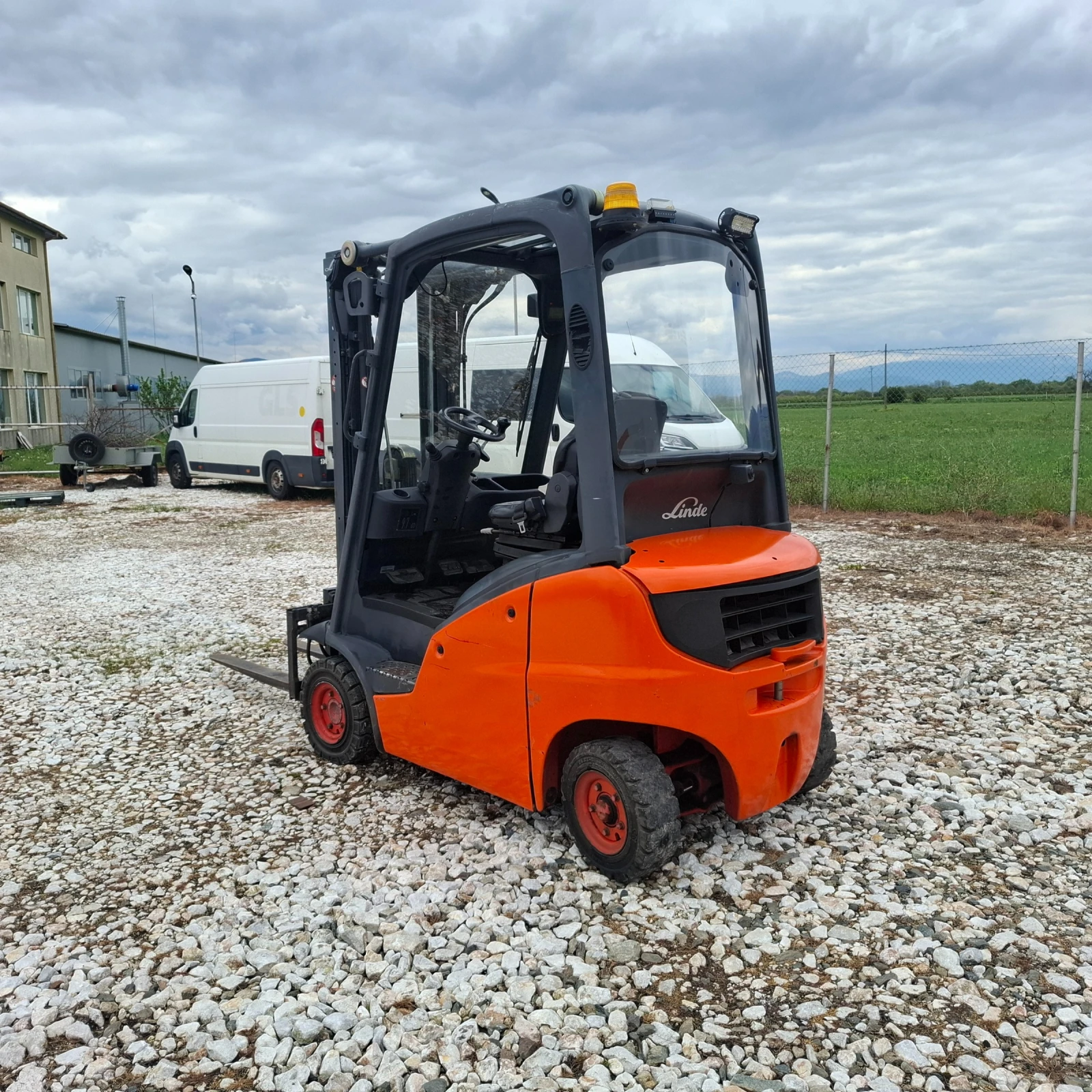 Мотокар Linde H16 ДИЗЕЛОВ, снимка 9 - Индустриална техника - 54381649