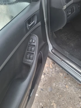 Toyota Avensis 2.0 d, 126 кс, снимка 6