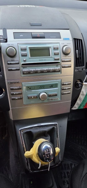 Toyota Corolla verso Корола версо 7 местна, 1, 8, снимка 3