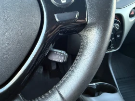 Toyota Aygo 1.0/Cruise control/PDC/LED/Heated seats/Euro6, снимка 12