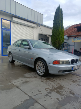 BMW 520 Гас бензин, снимка 1 - Автомобили и джипове - 45112757