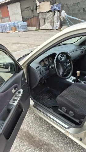 Mazda 323, снимка 4