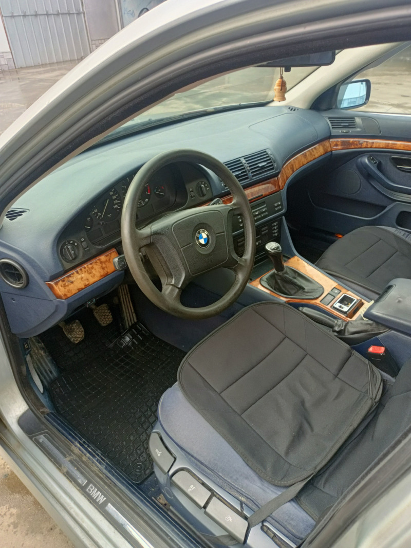 BMW 520 Гас бензин, снимка 2 - Автомобили и джипове - 45112757