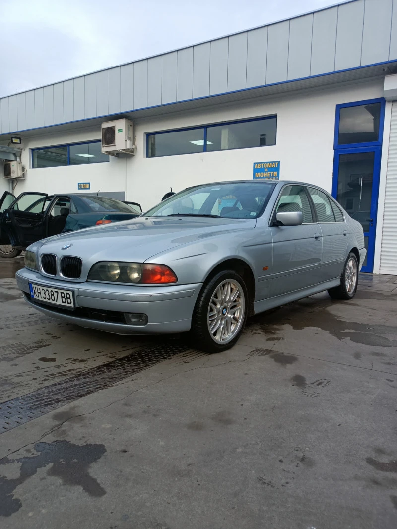 BMW 520 Гас бензин, снимка 5 - Автомобили и джипове - 46524845