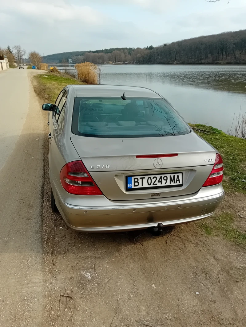 Mercedes-Benz E 270 2700к 177к CDI avangard, снимка 4 - Автомобили и джипове - 48603913