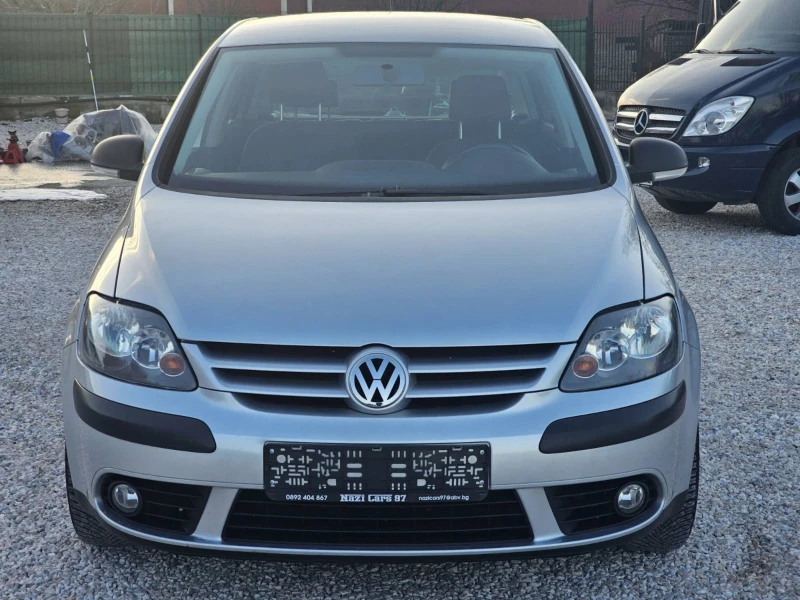 VW Golf Plus 1.6i/102к.с./УНИКАЛНА, снимка 2 - Автомобили и джипове - 48913154