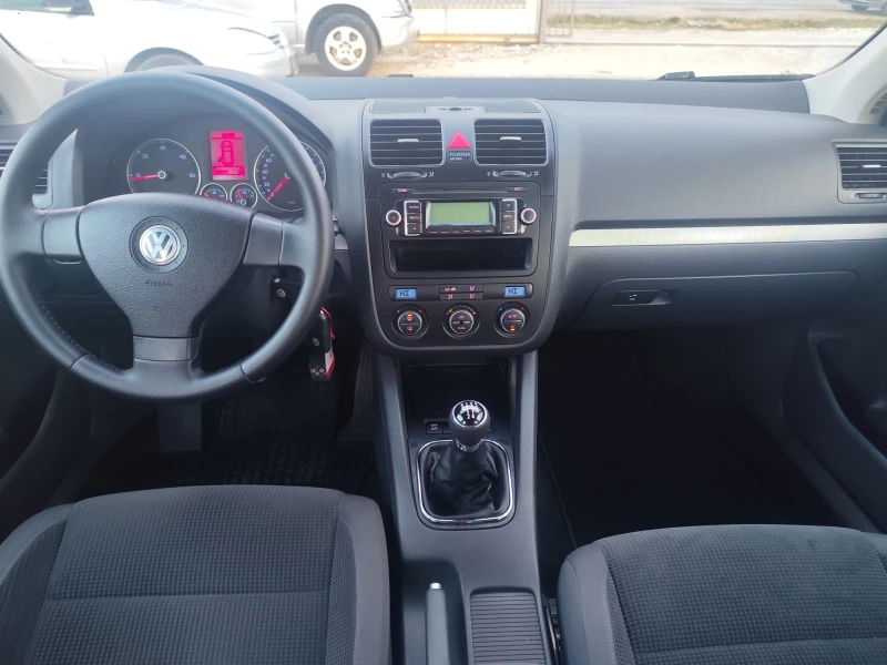 VW Golf 1.9 дизел 105 кс., снимка 9 - Автомобили и джипове - 48928667