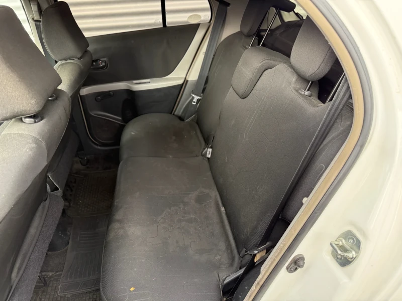 Toyota Yaris N1+ Регистрирана+ 1000куб.+ Икономична, снимка 9 - Автомобили и джипове - 49465435