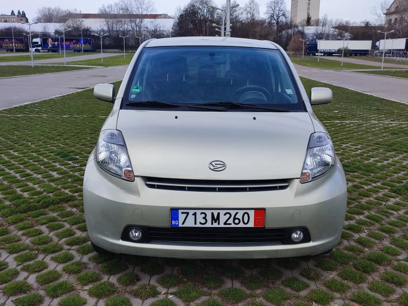 Daihatsu Sirion  1.3i-87kc-4X4-АВТОМАТИК-КЛИМАТИК-ЕВРО4, снимка 2 - Автомобили и джипове - 49500775