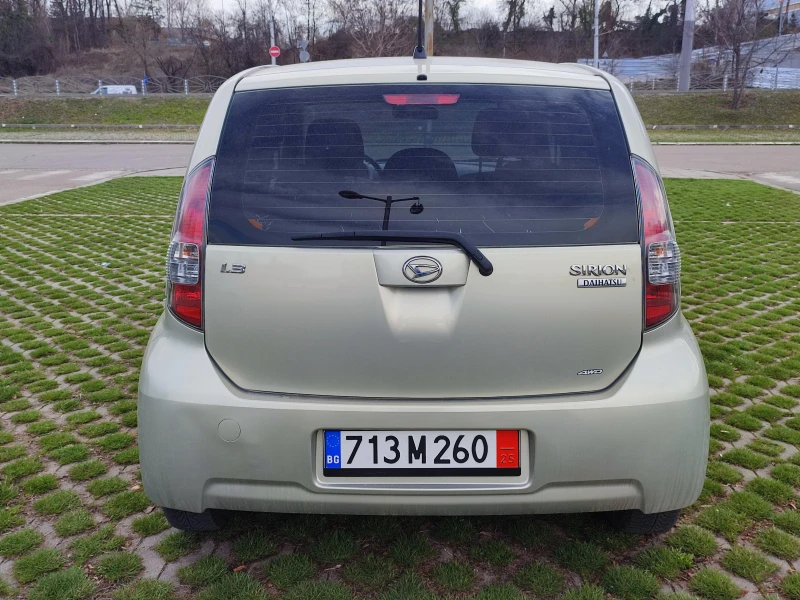 Daihatsu Sirion  1.3i-87kc-4X4-АВТОМАТИК-КЛИМАТИК-ЕВРО4, снимка 5 - Автомобили и джипове - 49500775