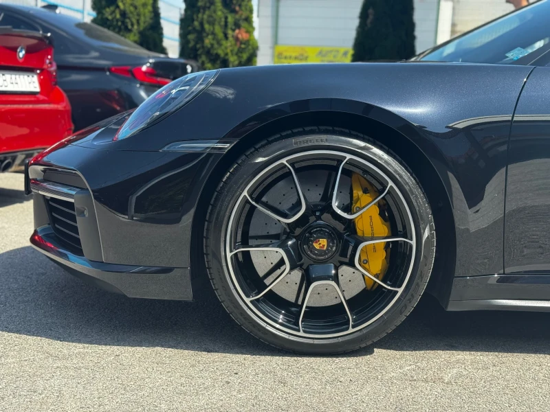 Porsche 911 992 TurboS PCCB Exclusive SportChrono BOSE PANO, снимка 4 - Автомобили и джипове - 51119091